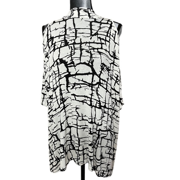 ASOS Black & White Geometric Asymmetrical Mock Neck Tunic, Size S - Picture 3 of 11